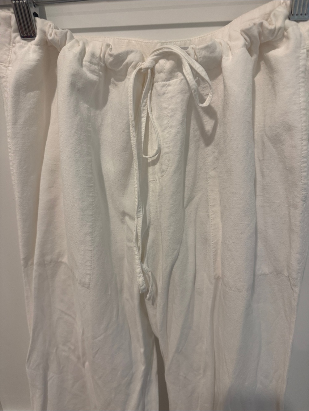 Cabi linen lyocell white draw string pants with pockets - Picture 3 of 6
